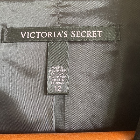 Victoria’s Secret Woman’s Size 12 Black Jacket Suit Blazer Single Button - Picture 2 of 4